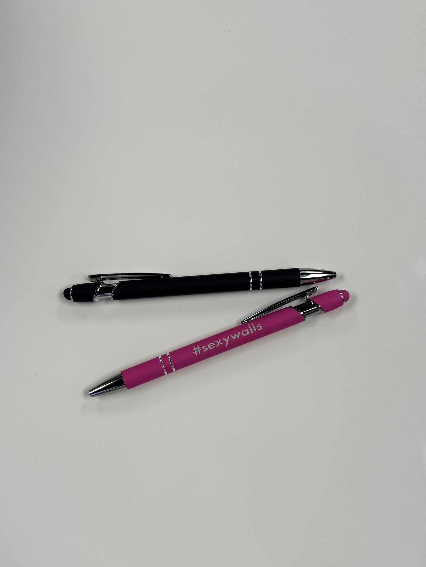 Exotic Luxury Line Pen - Black & Pink